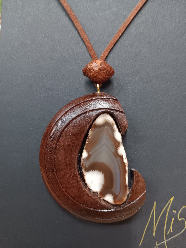 Brn Agate